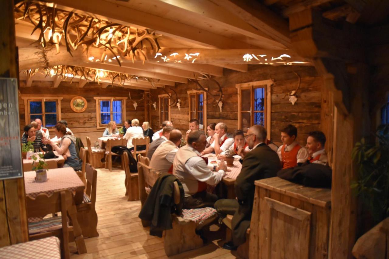 Gasthof Zacherlbraeu Fusch an der Glocknerstraße Exteriör bild