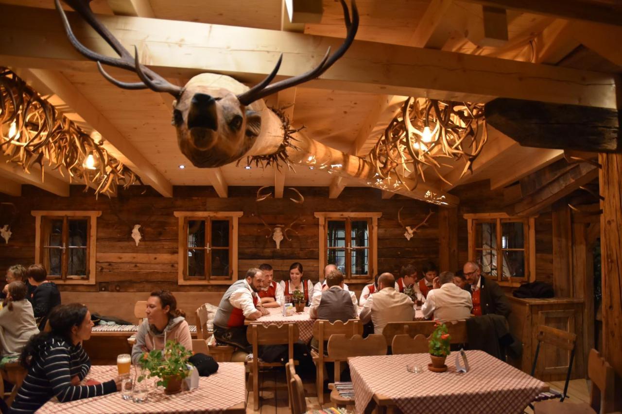Gasthof Zacherlbraeu Fusch an der Glocknerstraße Exteriör bild